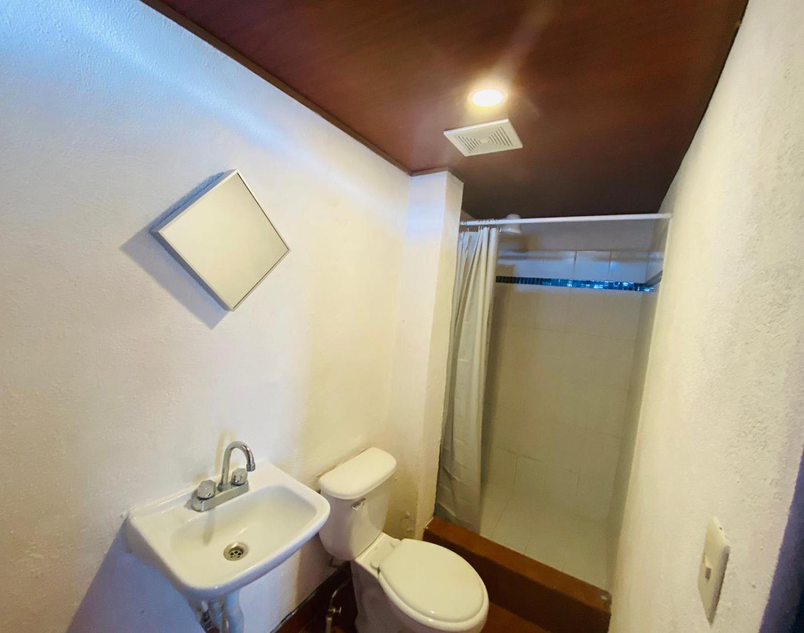 Hostal 17-52 Guatemala City Eksteriør bilde