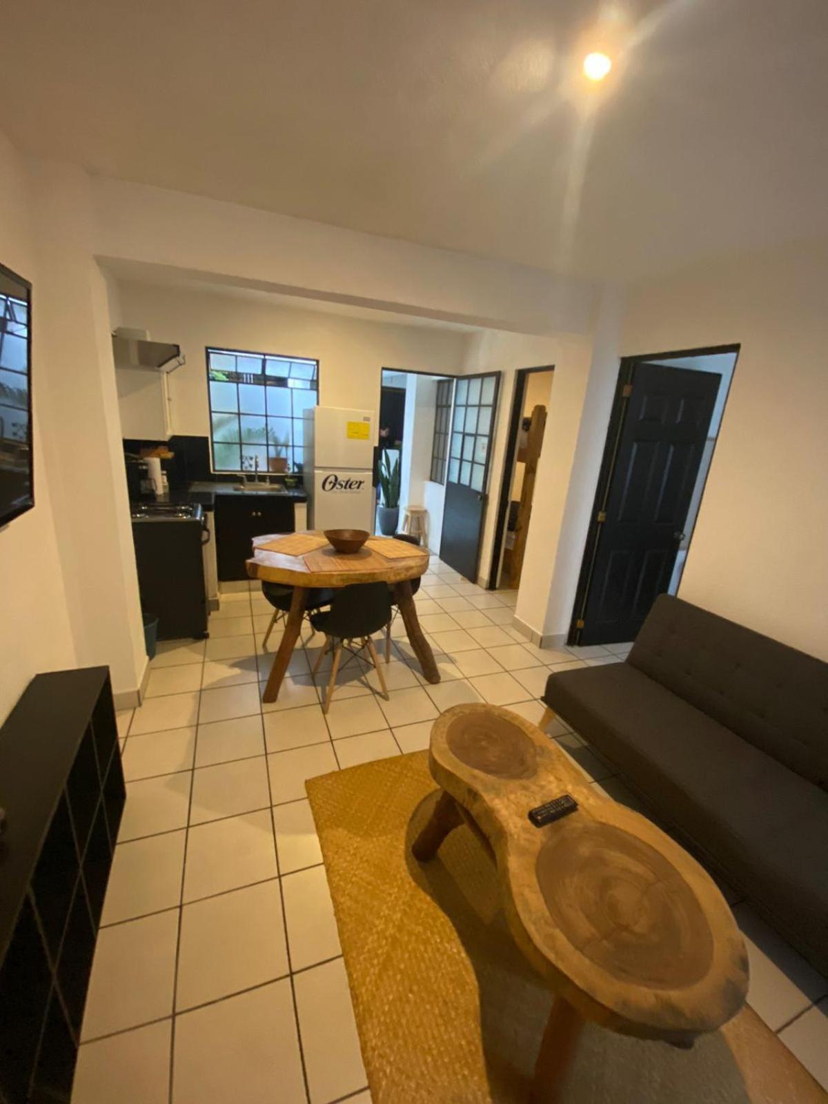 Hostal 17-52 Guatemala City Eksteriør bilde
